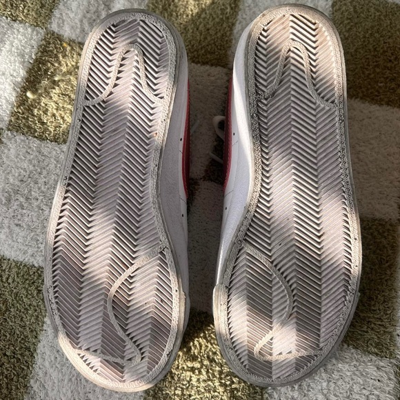 NIKE BLAZERS - Picture 3 of 3